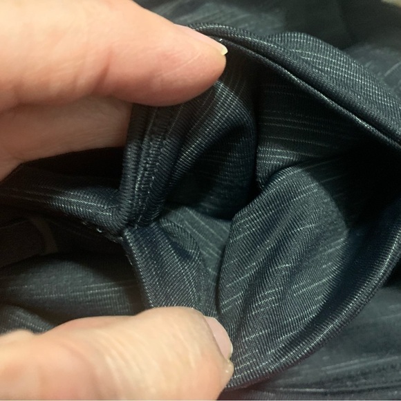 Outdoor Voices Gray Marled Drawcord Pocket Cropped Leggings - Picture 4 of 8